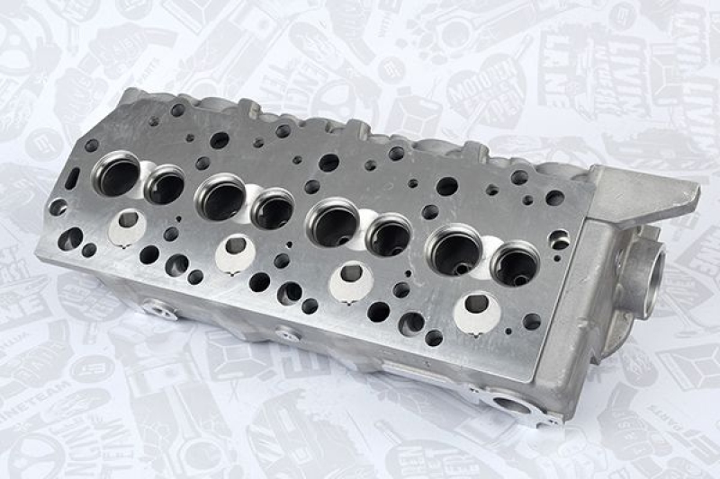 ET ENGINETEAM Cylinder Head